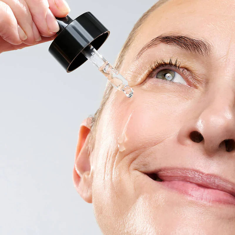 CurrentBody Skin LED Mask & Green Tea Serum